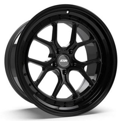 ESR CS2 Gloss Black 18x9.5 5X114.3 ET22 cb72.6