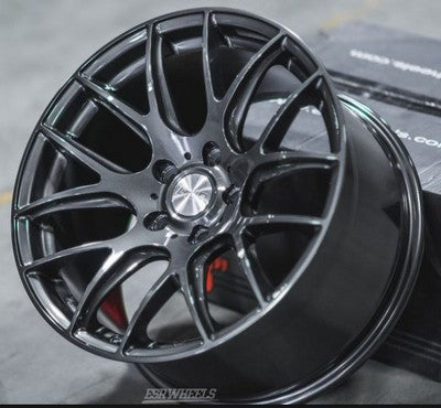 ESR SR12 GUNMETAL 18x10.5 5X120 ET22 CB74.1